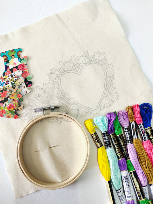 KIT BORDADO CORAZÓN ÉTNICO
